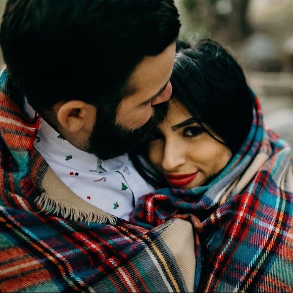 💁🏻♀️ MEET THE POSHER 💁🏻♀️ - Picture 6 of 7